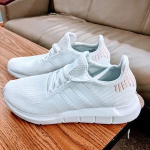 Women's Adidas swift running shoes